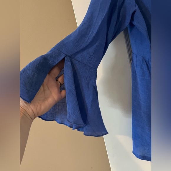 Counterparts Rich Blue Ruffle Sleeve Blouse Women’s Size XL - Picture 10 of 16